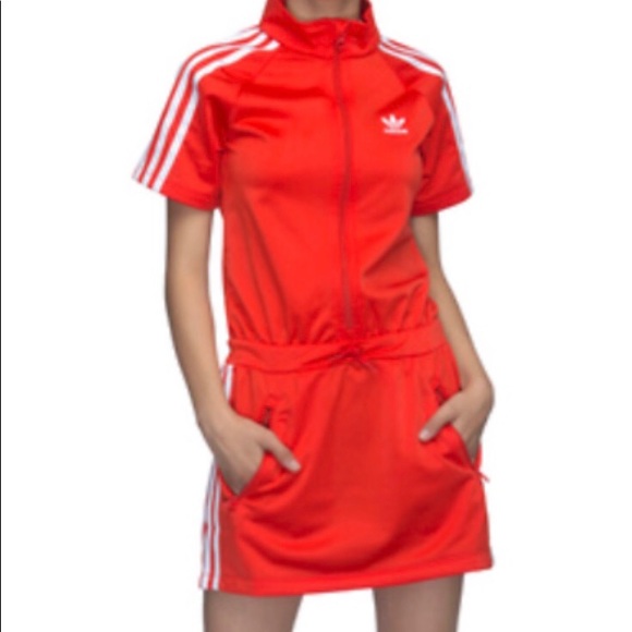 adidas dress up